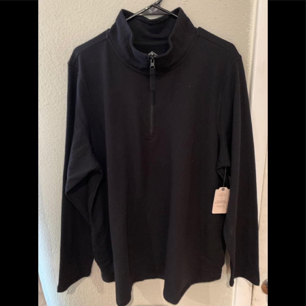 Classic long sleeved quarter zip workout sweater
